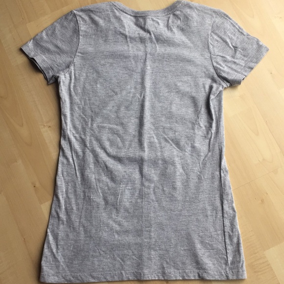 Pokémon bulbasaur T-shirt - Picture 4 of 7